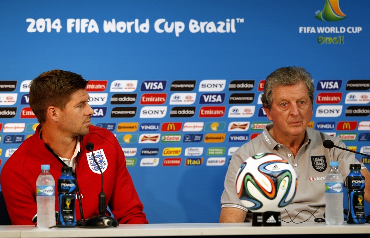 Сборная Англии без травмированного Дэнни Уэлбека сыграет с командой Италии на ЧМ-2014